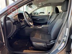 نیسان سێنترا